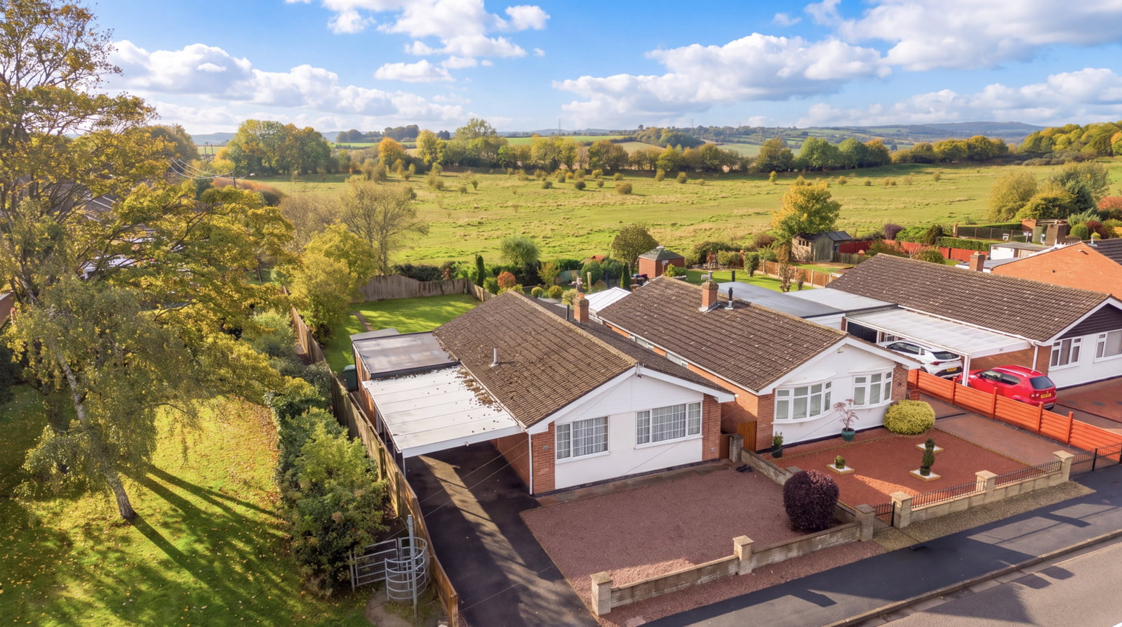 Bungalow for sale in Grantham, Belvoir Gardens in Great Gonerby, Grantham, 871 m²