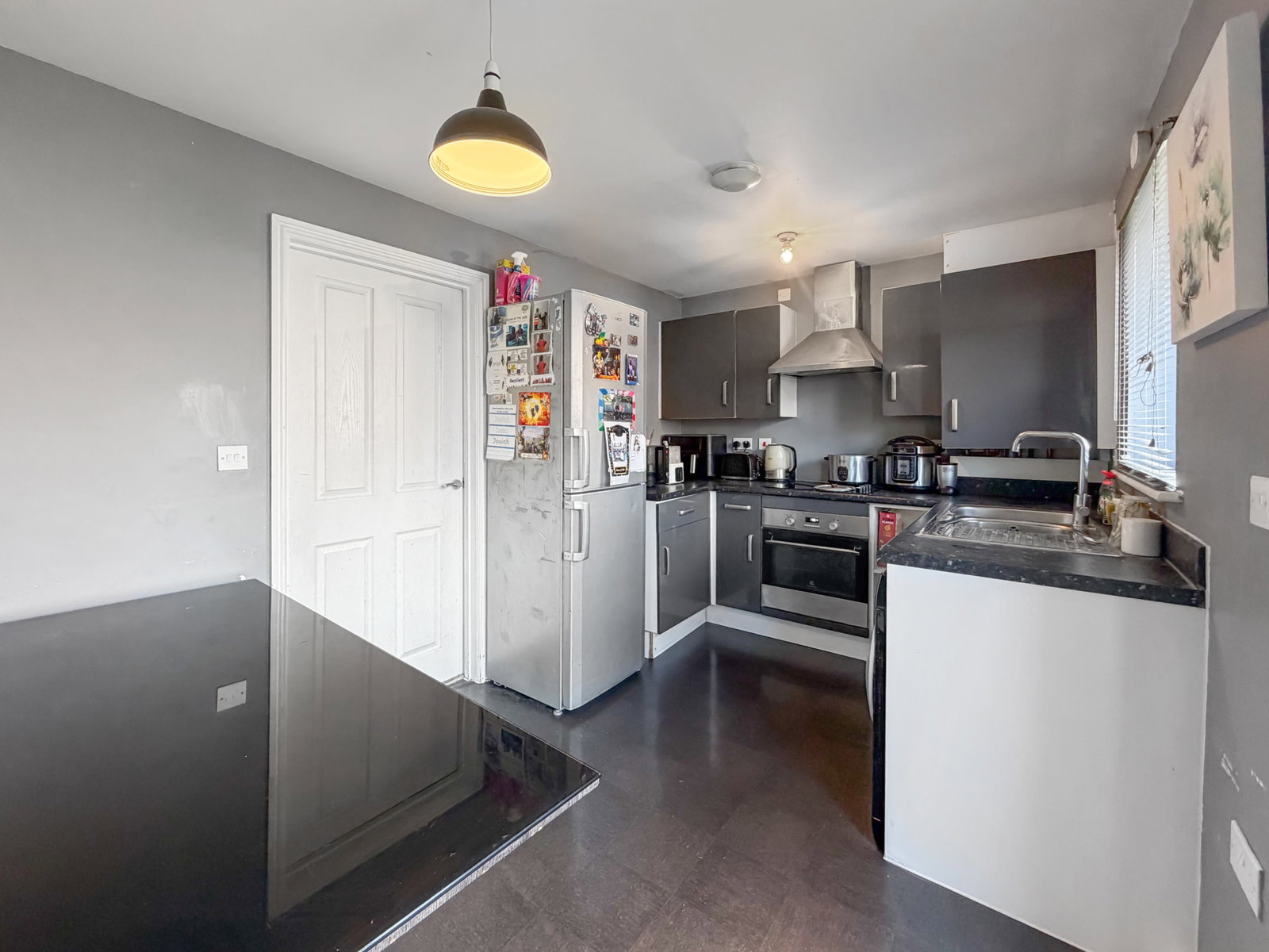 Semi Detached House for sale in Tilbury, Sanderling Close, East Tilbury RM18 8FF