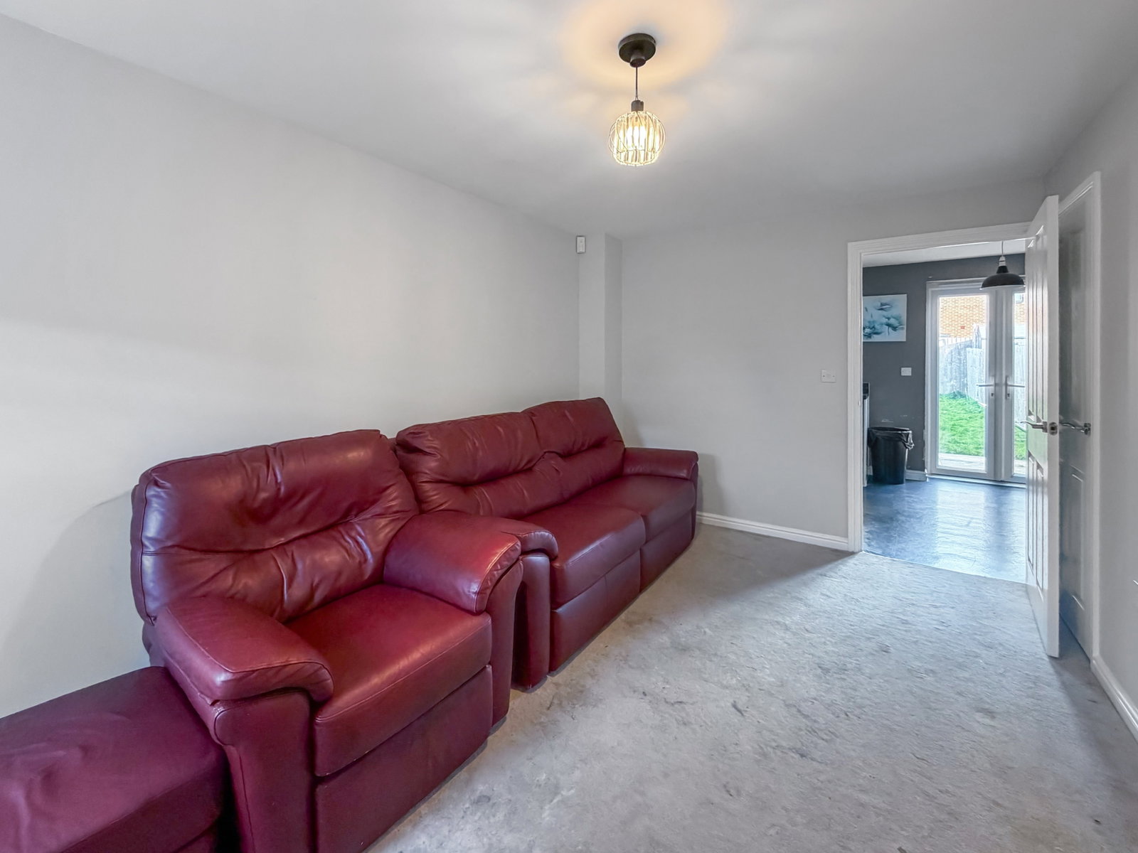 Semi Detached House for sale in Tilbury, Sanderling Close, East Tilbury RM18 8FF