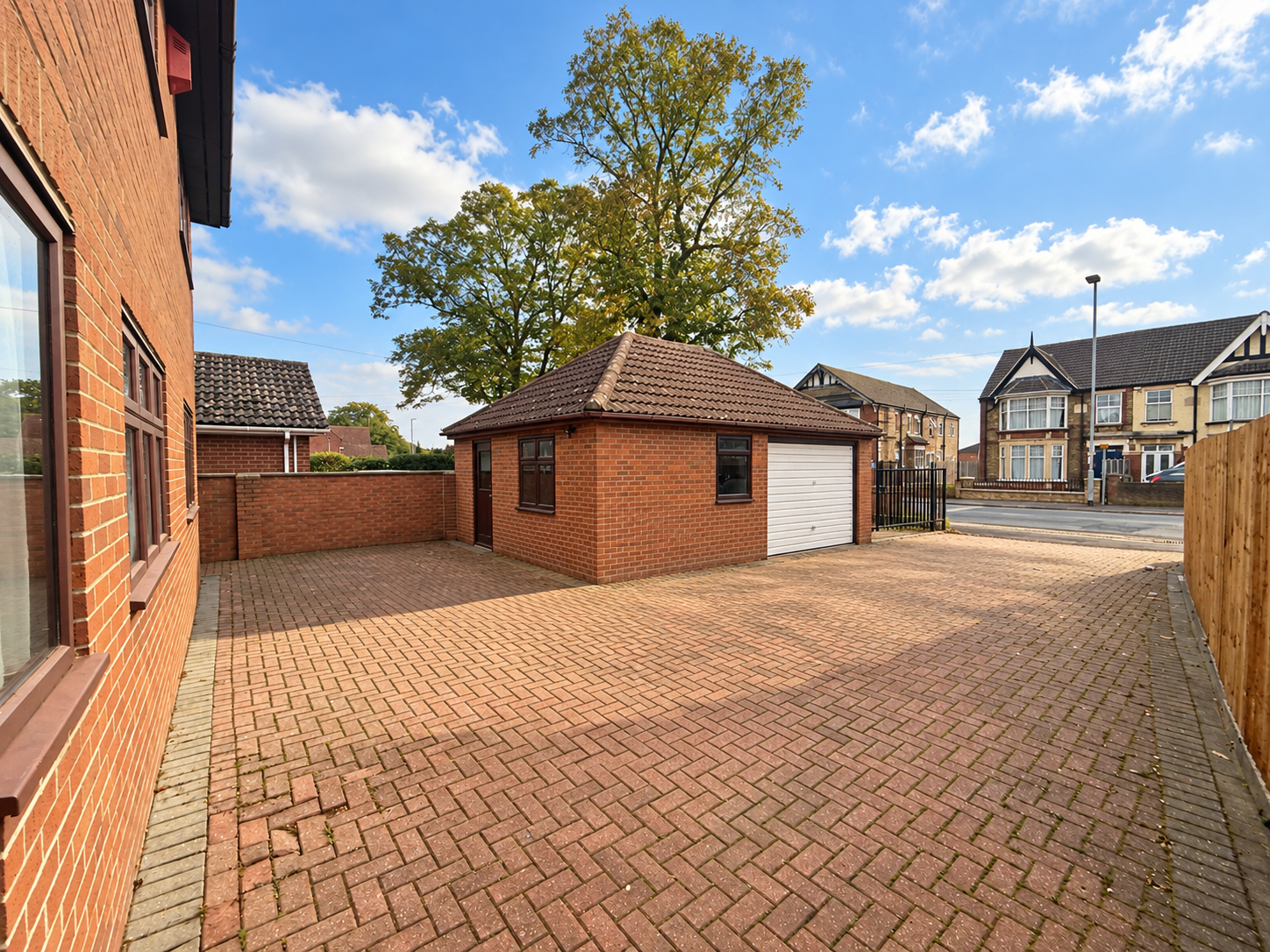 Detached House for sale in Peterborough, Eastfield Road, Peterborough, PE1