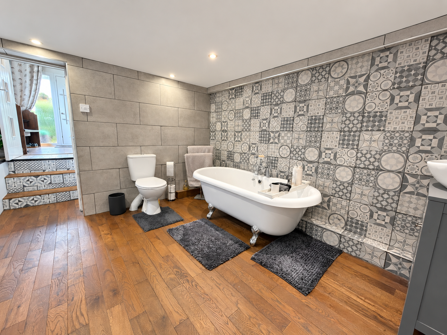 Semi Detached House for sale in Swansea, Swansea Road, Llangyfelach, Swansea
