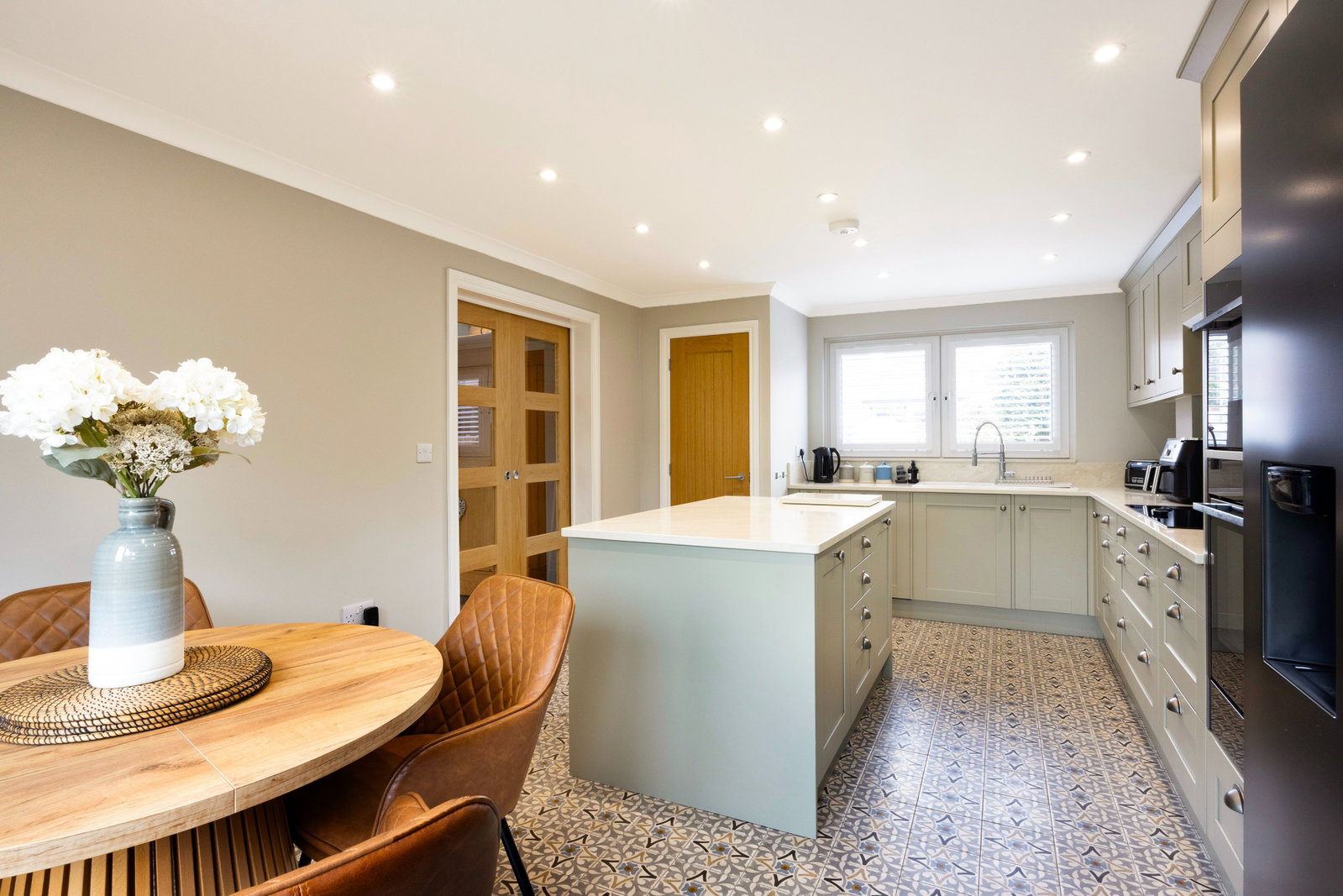 Semi Detached House for sale in Cheltenham, King Arthur Close, Cheltenham, GL53 7EX