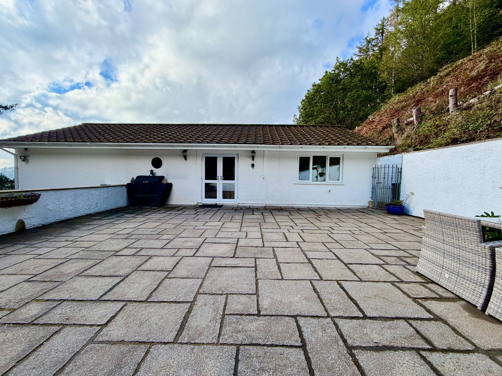 Detached House for sale in Abertillery, Heol Gerrig, Abertillery, NP13 1BJ