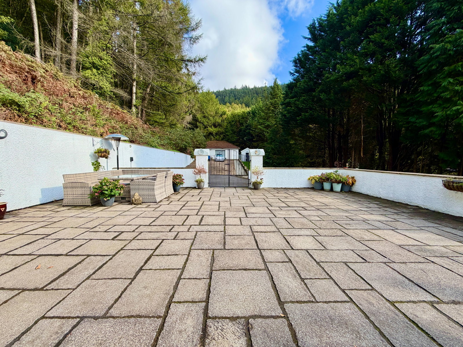 Detached House for sale in Abertillery, Heol Gerrig, Abertillery, NP13 1BJ