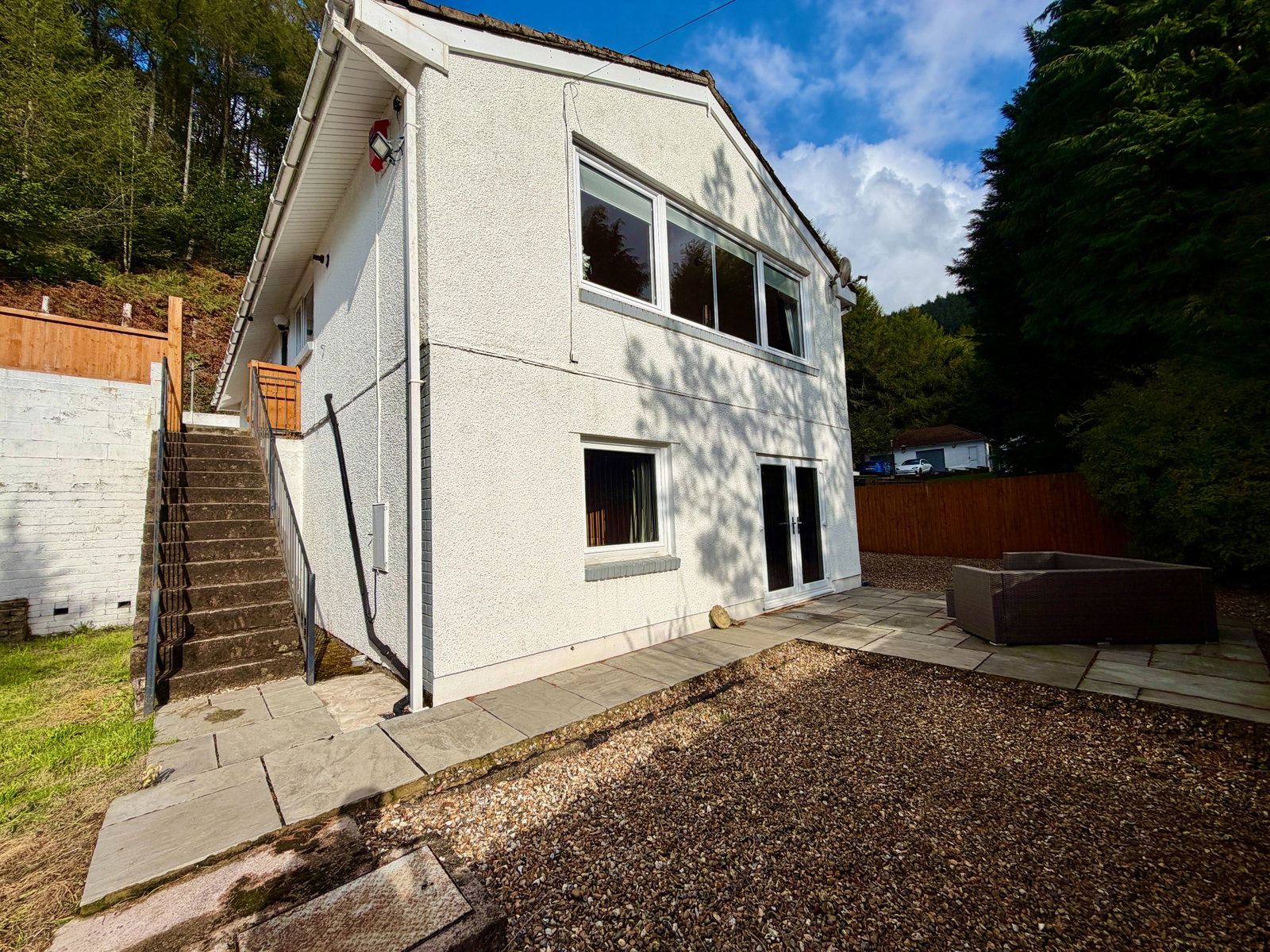 Detached House for sale in Abertillery, Heol Gerrig, Abertillery, NP13 1BJ