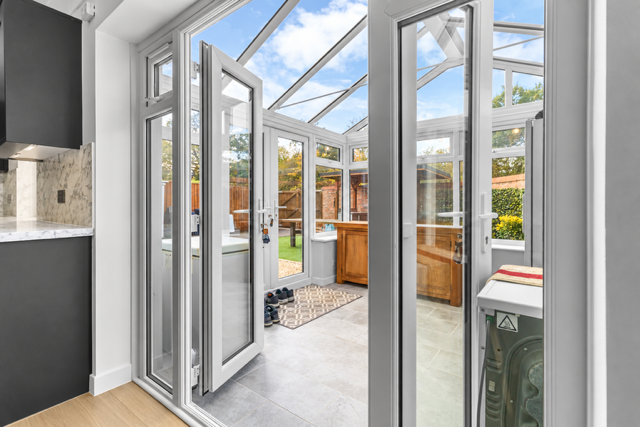 Detached House for sale in Swindon, Barcote Close, Redhouse, Swindon, SN25 2BH, 1474 m²