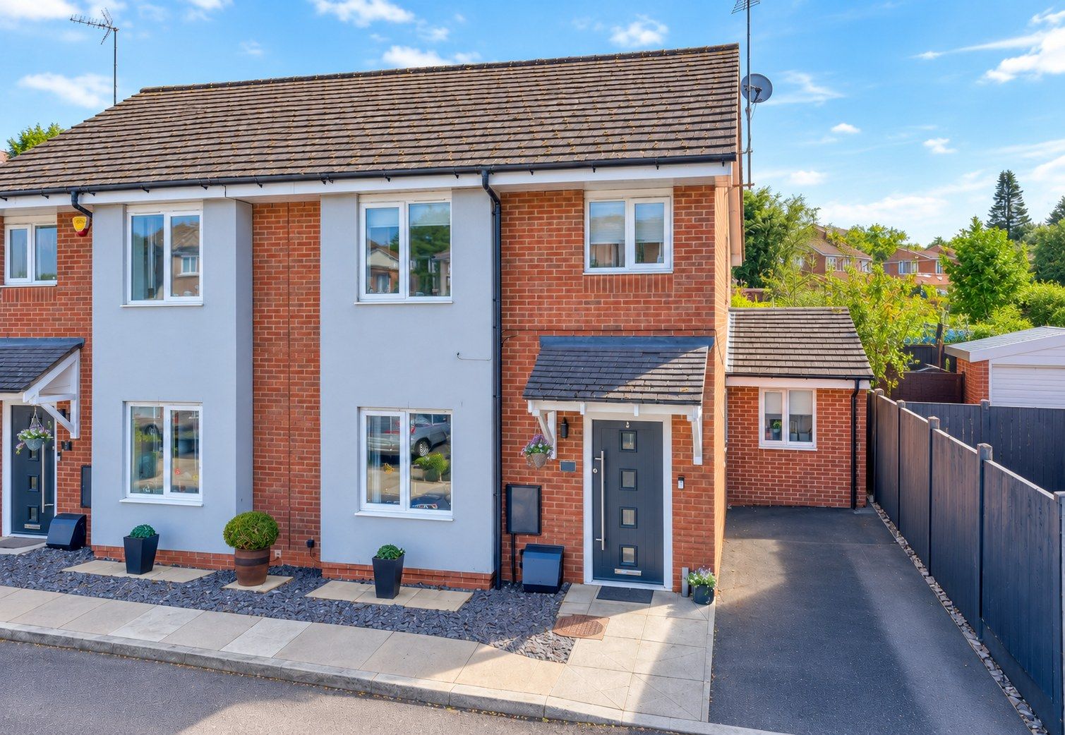Semi Detached House for sale in Rednal, Eachway, Birmingham, Rednal, B45 9DQ