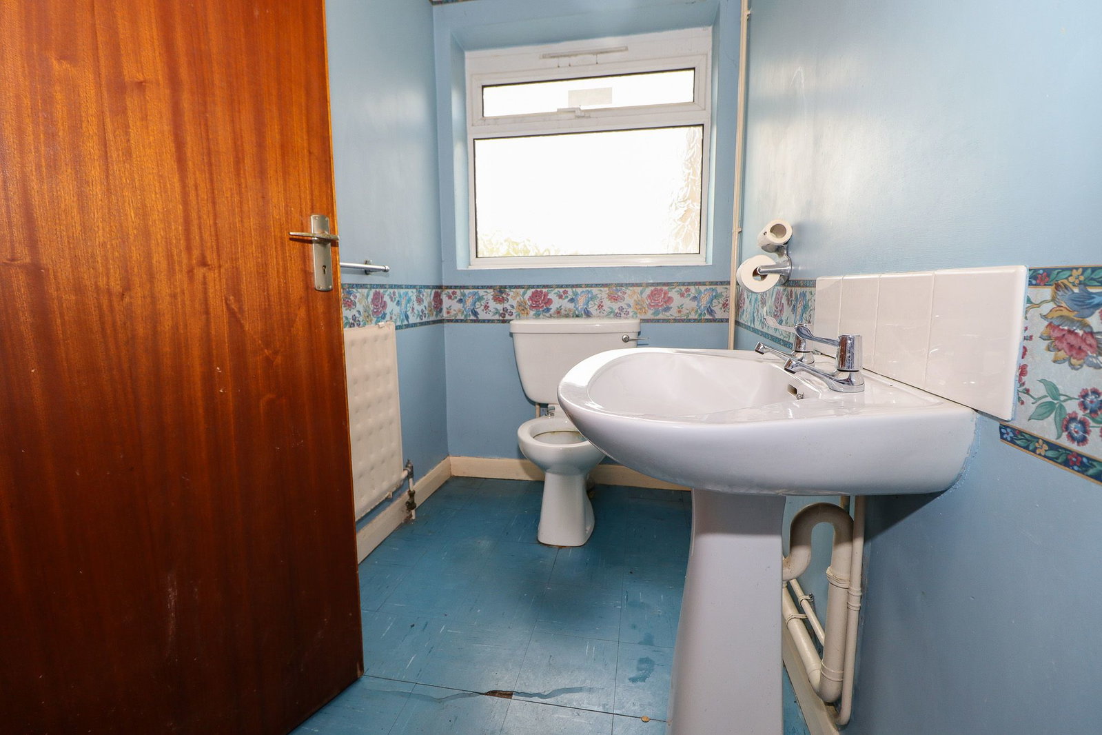 Detached House for sale in St. Neots, Perry Road, Buckden, St. Neots, PE19 5XG, 1465 m²