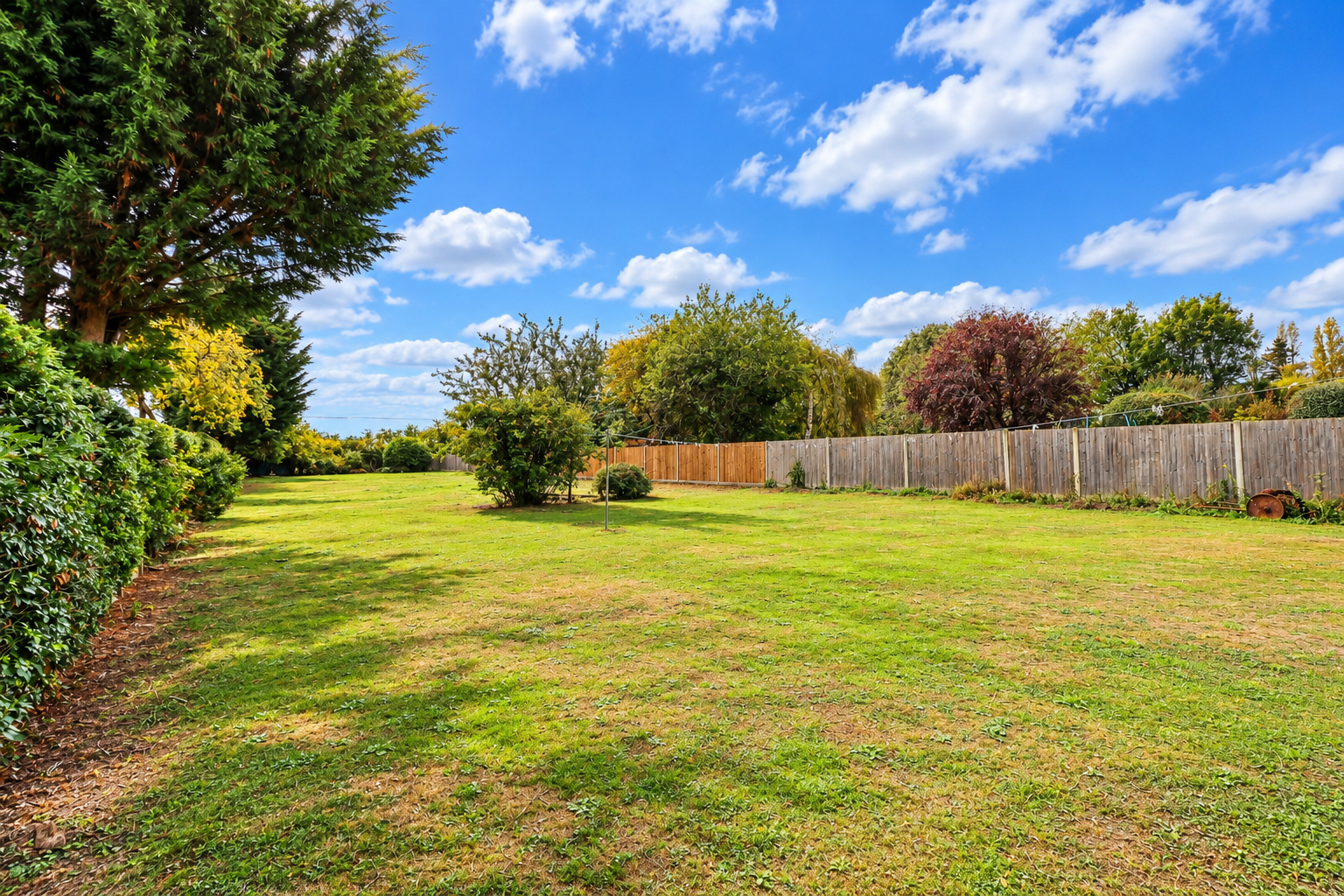 Detached House for sale in St. Neots, Perry Road, Buckden, St. Neots, PE19 5XG, 1465 m²
