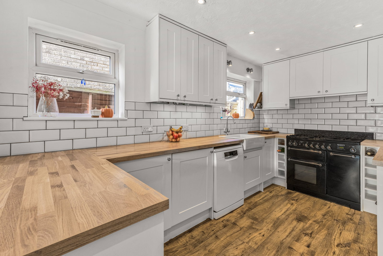 Detached House for sale in Burgess Hill, The Warren, Burgess Hill, West Sussex, RH15 0DZ