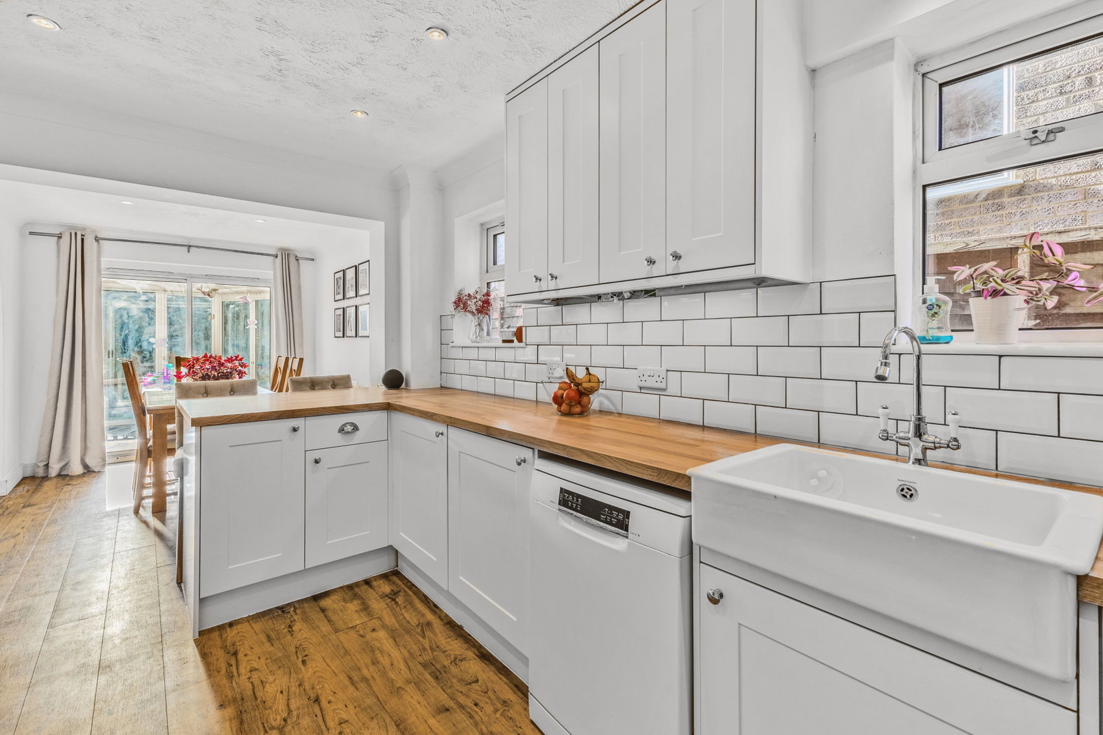 Detached House for sale in Burgess Hill, The Warren, Burgess Hill, West Sussex, RH15 0DZ