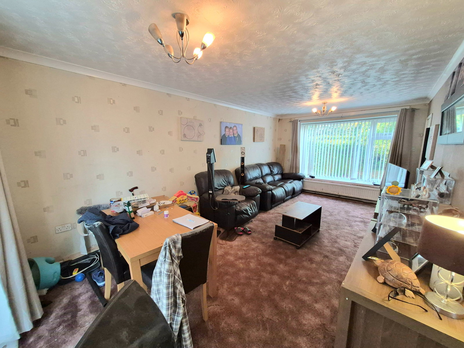 Semi Detached House for sale in Macclesfield, 73 Gawsworth Road, Macclesfield SK11 8UF