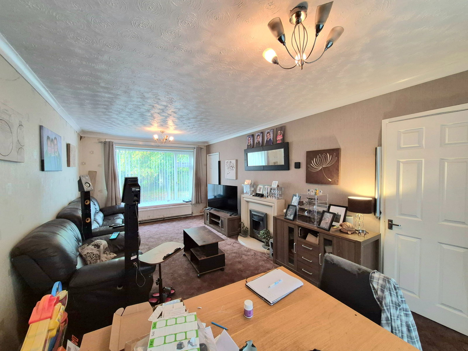 Semi Detached House for sale in Macclesfield, 73 Gawsworth Road, Macclesfield SK11 8UF