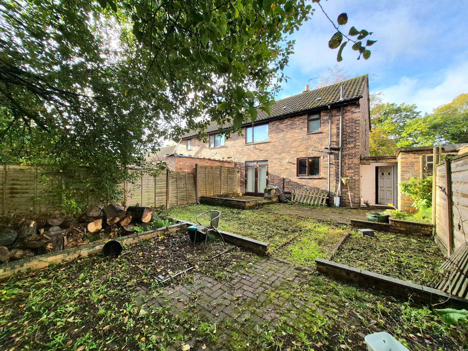 Semi Detached House for sale in Macclesfield, 73 Gawsworth Road, Macclesfield SK11 8UF
