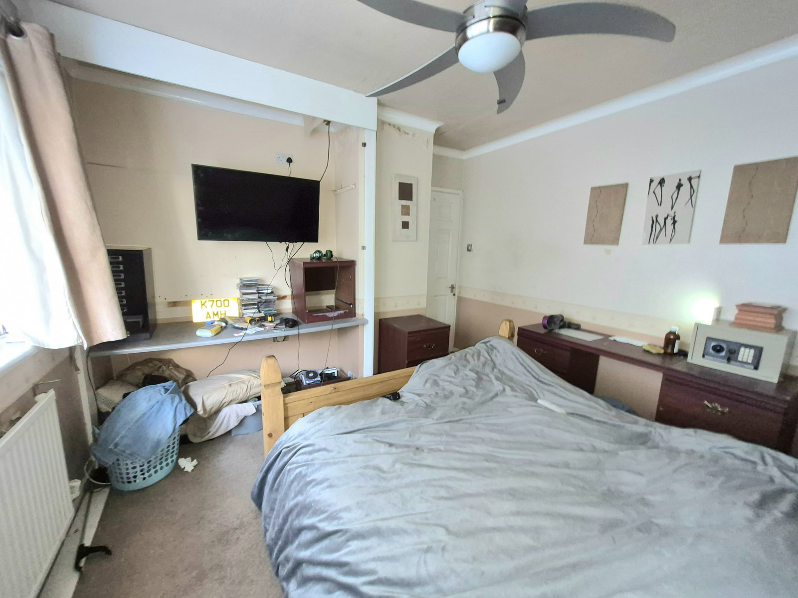 Semi Detached House for sale in Macclesfield, 73 Gawsworth Road, Macclesfield SK11 8UF