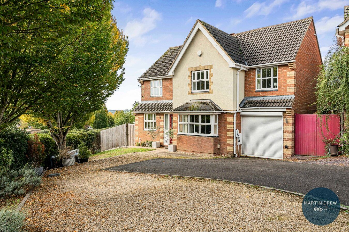 Detached House for sale in Brackley, Rose Drive, Brackley, NN13 6NU
