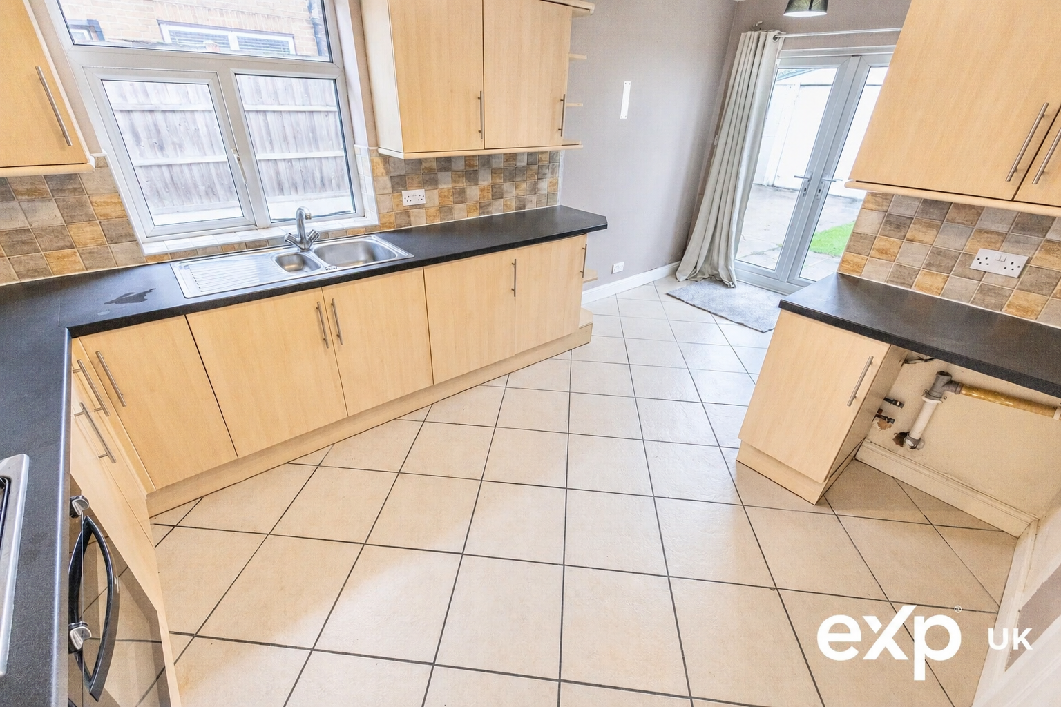 Bungalow for sale in Newark, Hillcrest, Central Avenue, Walesby, Newark, NG22 9NR