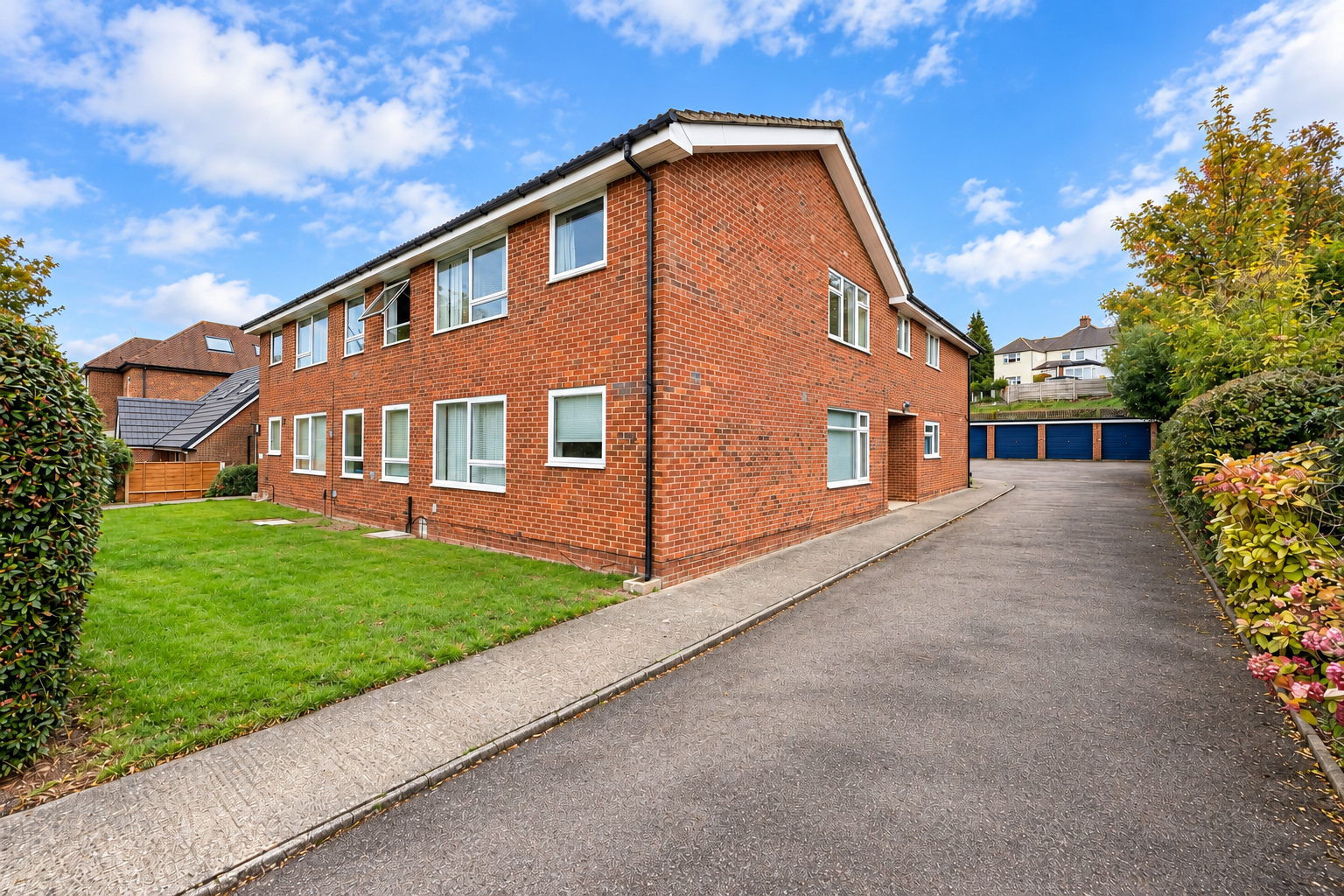 Flat for sale in Orpington, 179 Warren Road, Orpington, BR6 6ES