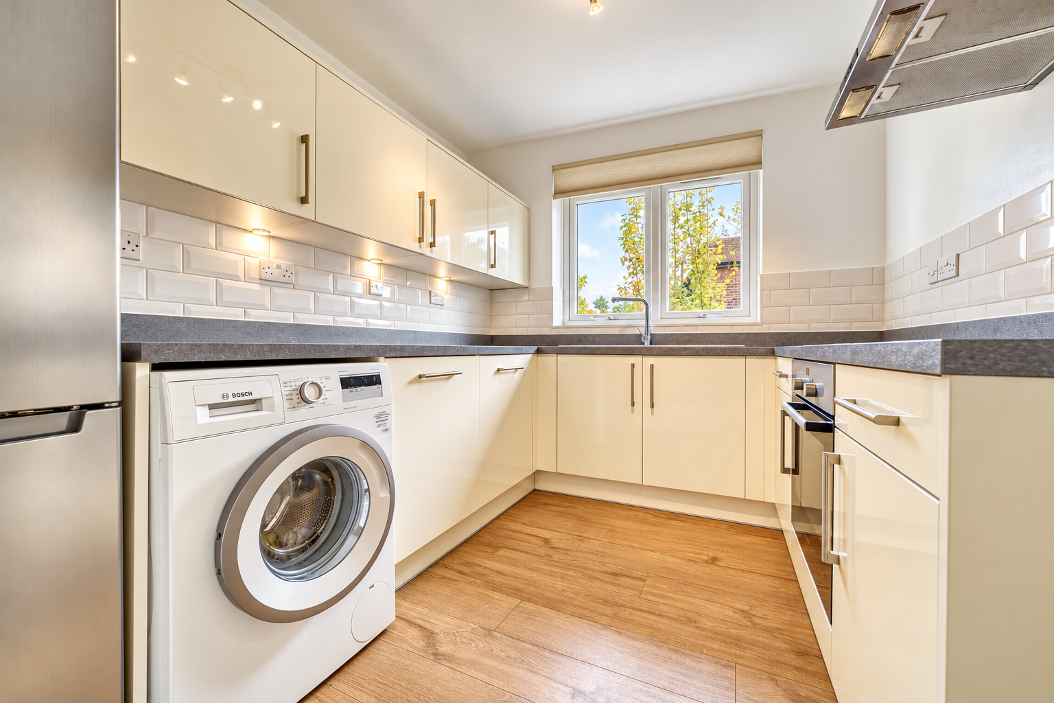 Flat for sale in Orpington, 179 Warren Road, Orpington, BR6 6ES
