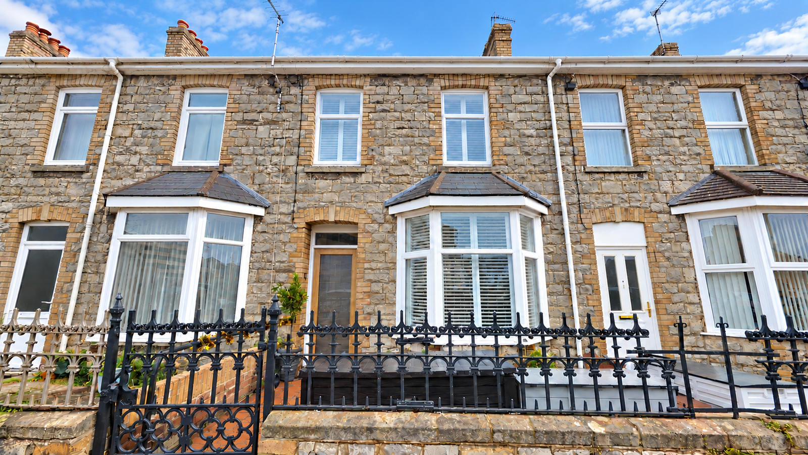 Terraced House for sale in Bridgend, Sunnyside Road, Bridgend, CF31 4AE