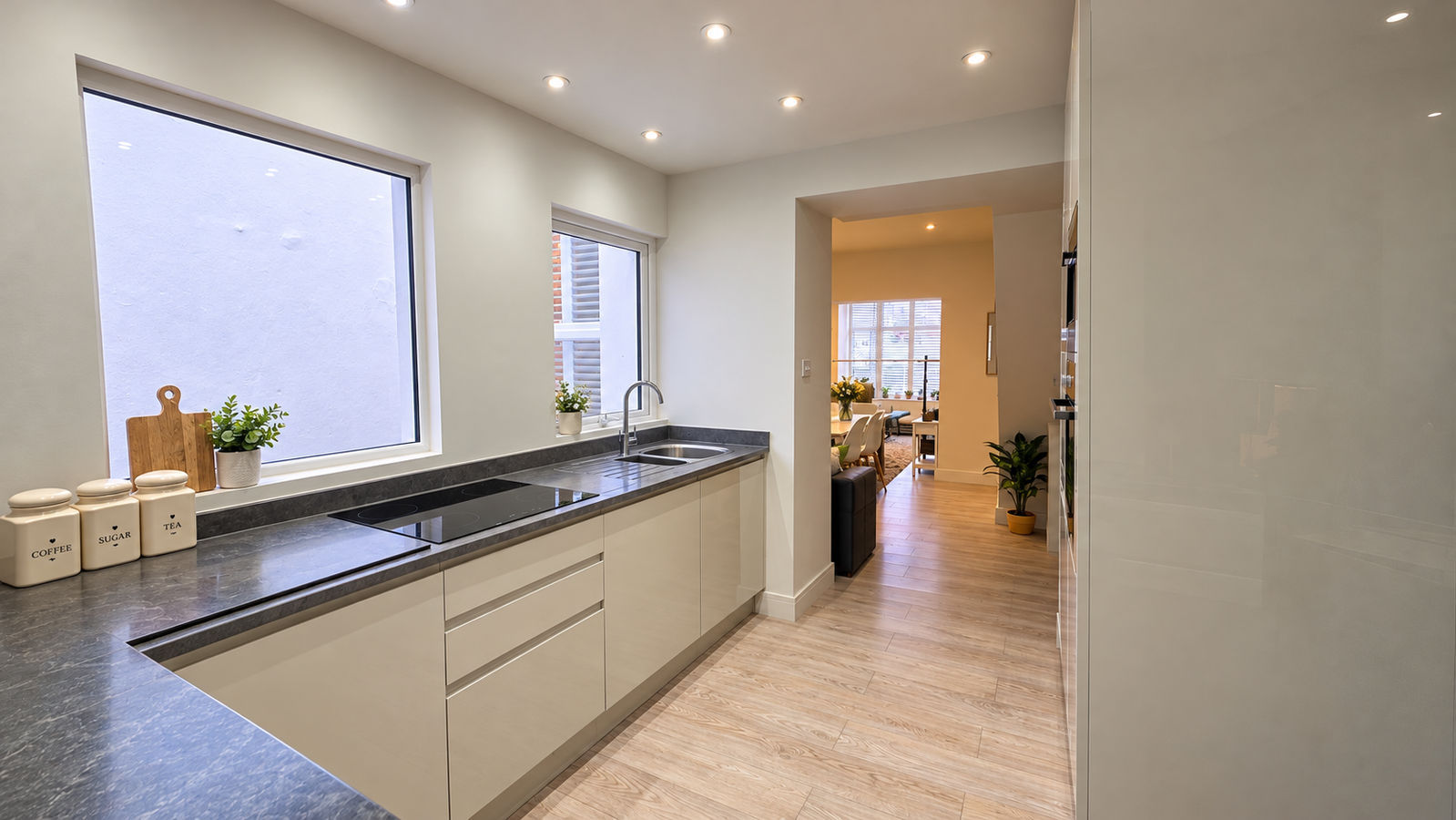Terraced House for sale in Bridgend, Sunnyside Road, Bridgend, CF31 4AE