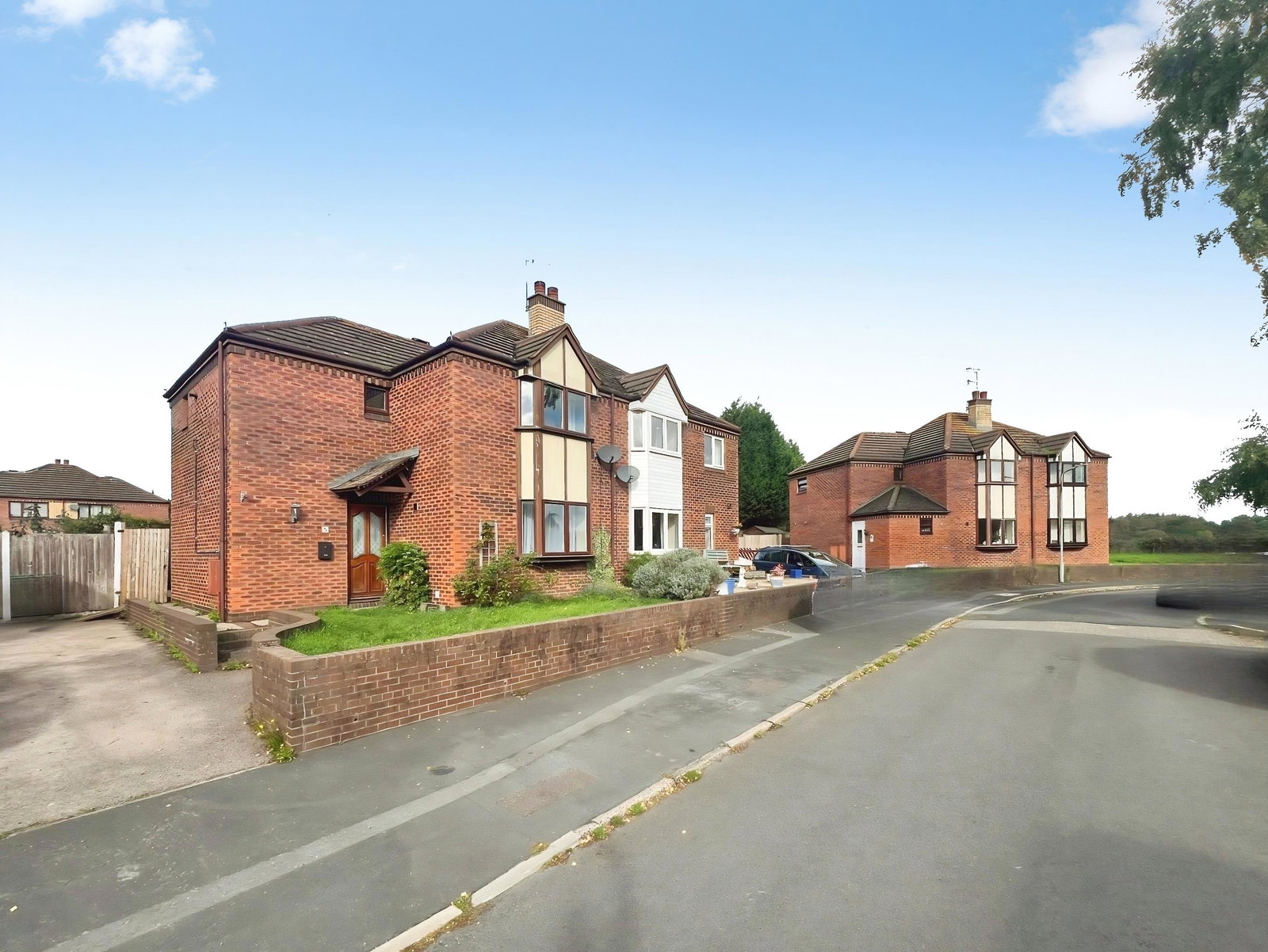 Semi Detached House for sale in Stourport-on-severn, Watchtower Road, Wilden Top, Stourport-on-severn, DY13 9JN