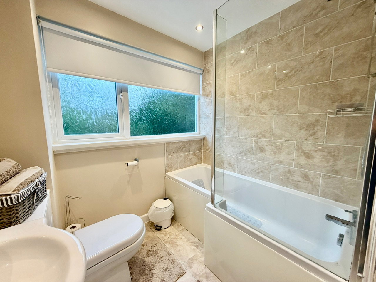 Detached House for sale in Blackwood, Sycamore Court, Woodfieldside, Blackwood, NP12 0DA