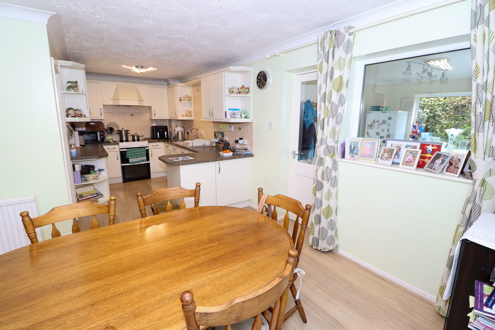 Detached House for sale in St. Neots, High Street, Graveley, St. Neots, PE19 6PL, 1779 m²