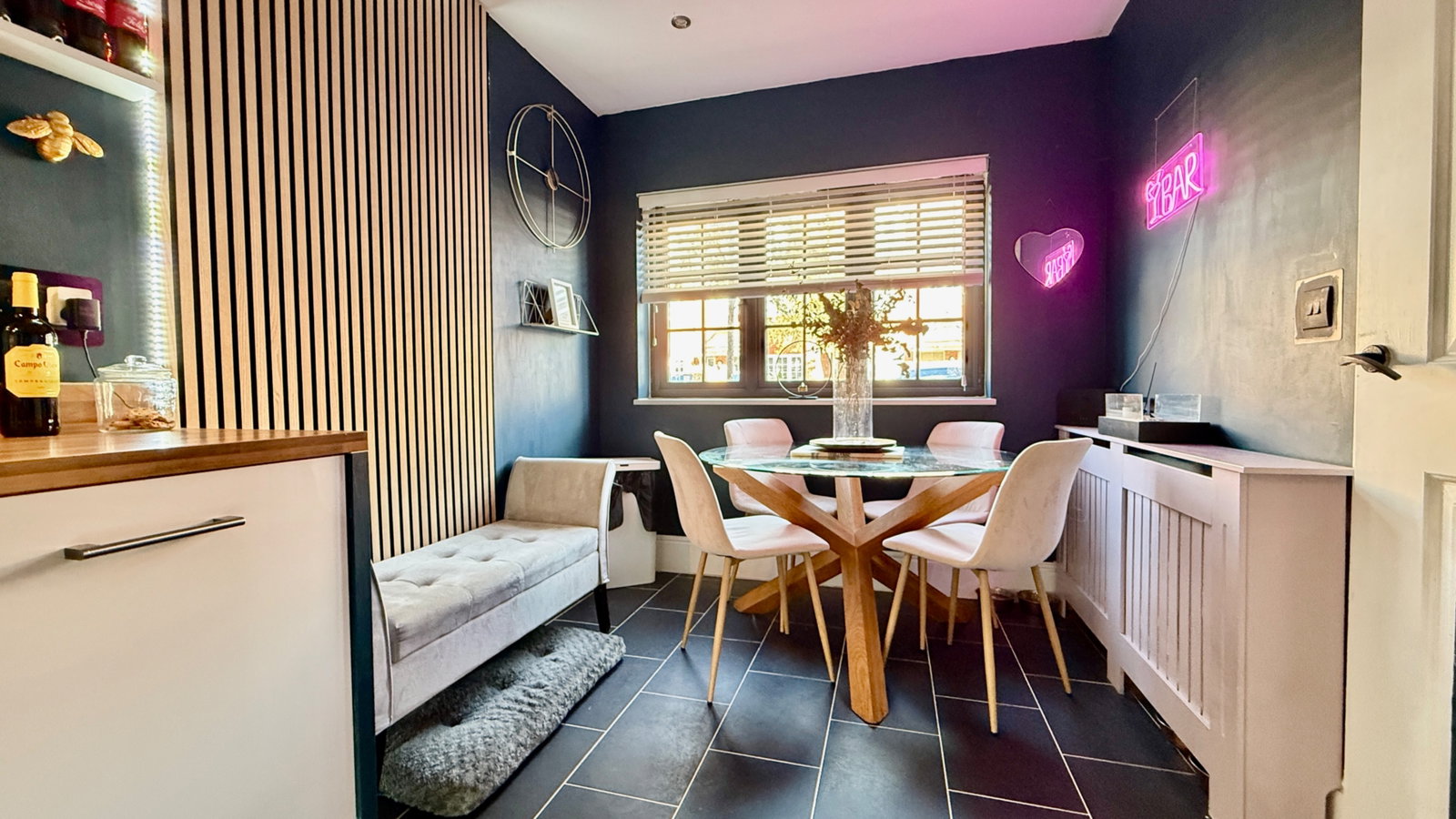 Town House for sale in Rochester, Germander Avenue, Halling, Rochester, me2 1fr