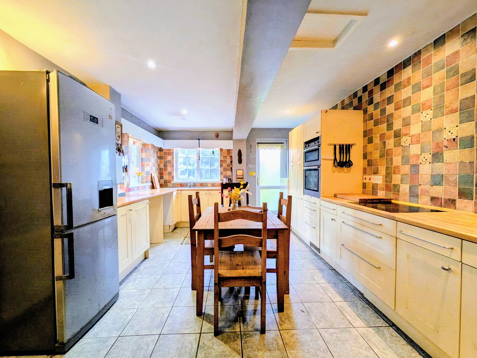 Semi Detached House for sale in Wirral, Snowdon Road, Wirral, 1141 m²