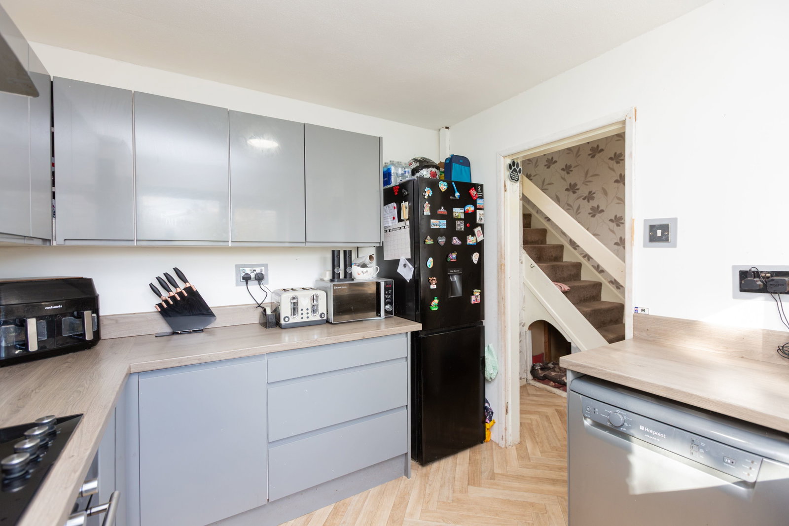 End Of Terrace House for sale in Birmingham, Charnwood Close, Rednal, Birmingham, B45 0JZ, 795 m²