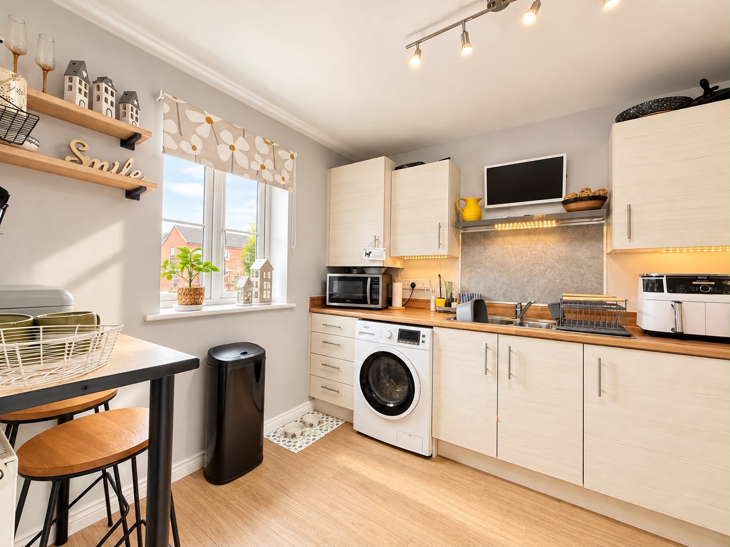 End Of Terrace House for sale in Llanelli, Stryd Bennett, Llanelli, Carmarthenshire SA15