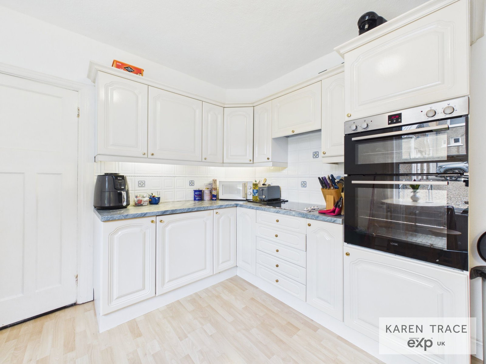 Semi Detached House for sale in Par, Doubletrees, St Blazey, PL24, 1186 m²