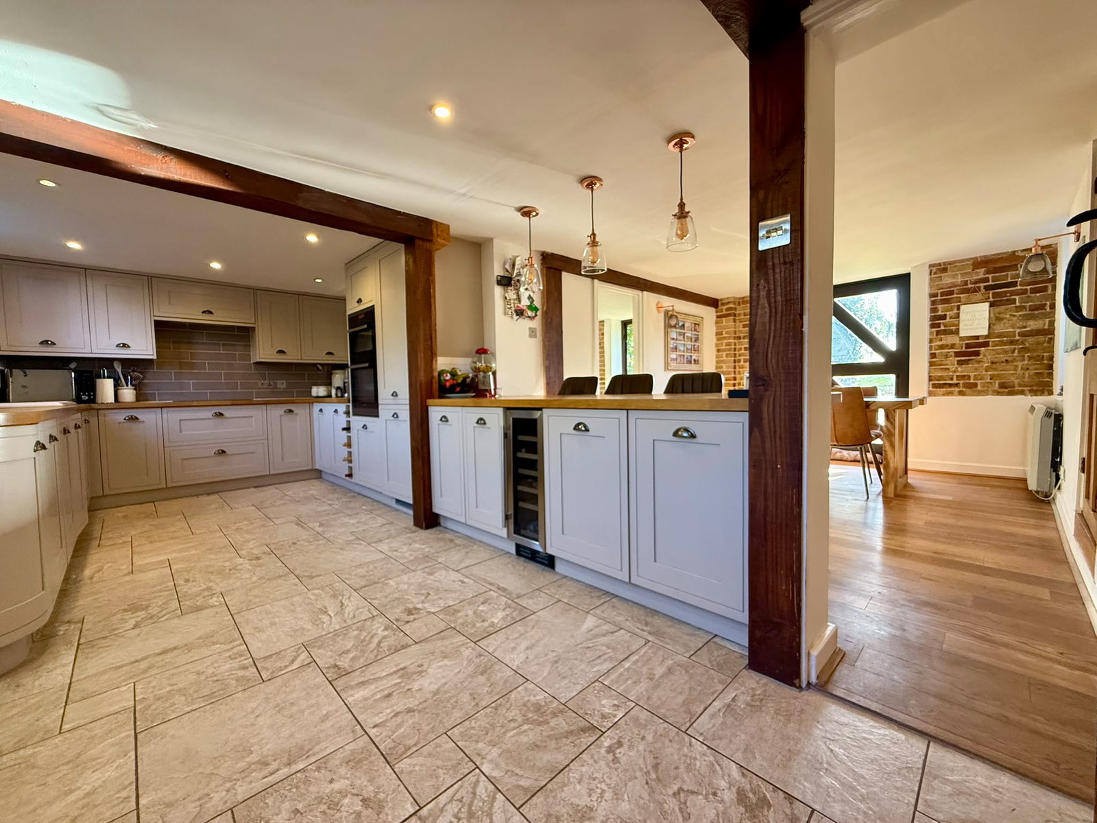 Semi Detached House for sale in Canterbury, Ash, Canterbury, CT3 2NP, 1991 m²