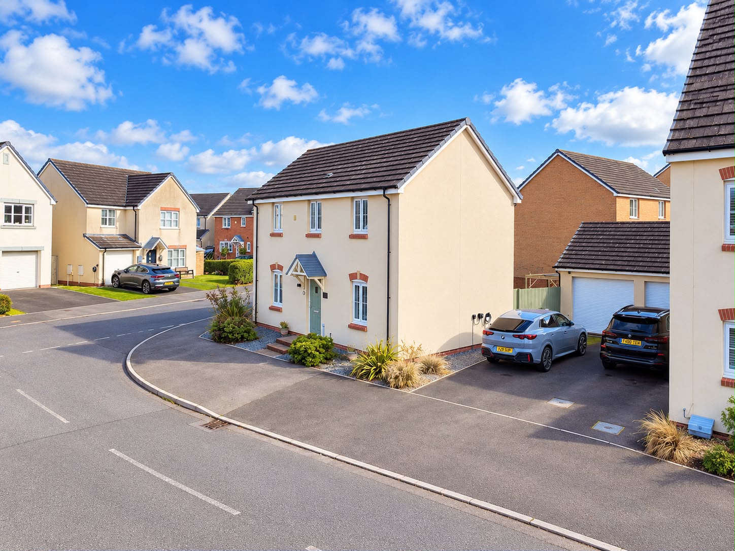Detached House for sale in Kidwelly, Heol Dyffryn Aur, Carway, Kidwelly, Carmarthenshire SA17