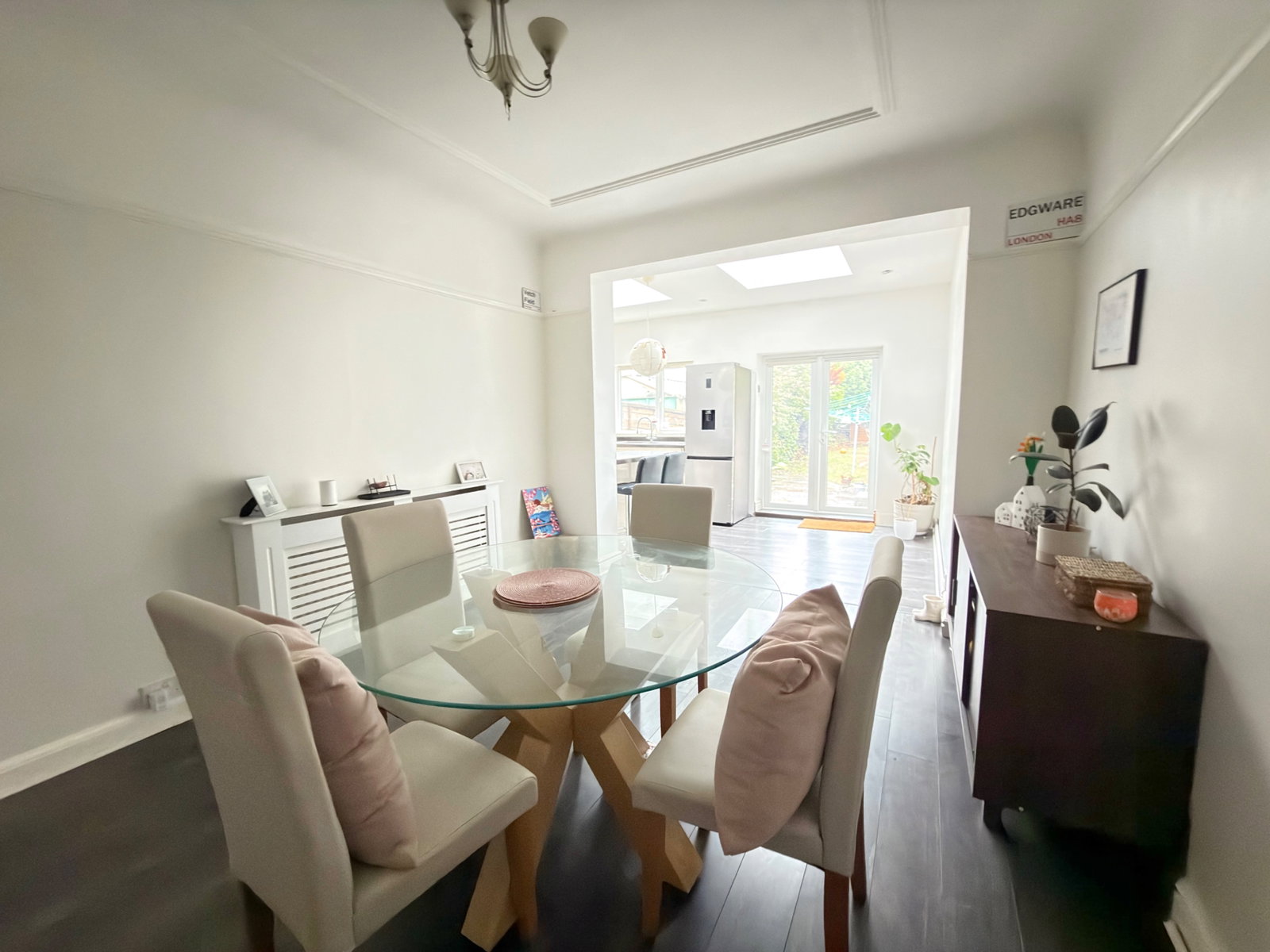 Semi Detached House for sale in Stanmore, Grange Avenue, Stanmore, HA7, 1496 m²