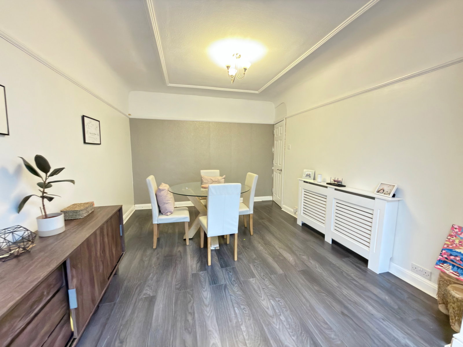 Semi Detached House for sale in Stanmore, Grange Avenue, Stanmore, HA7, 1496 m²