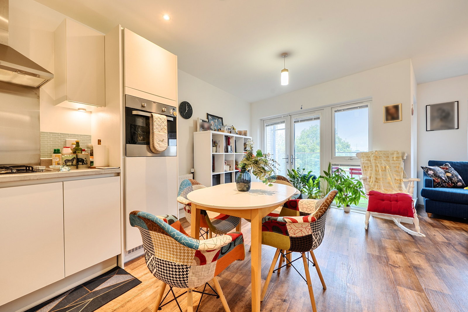 Flat for sale in London, 2 Peony Drive, London, CR4 4FP, 571 m²