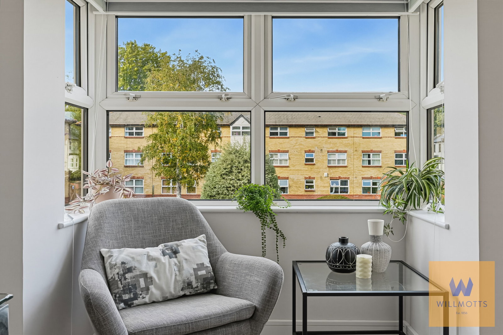 Flat for sale in London, Honeydew House, Chiswick, W4 5DF, 544 m²