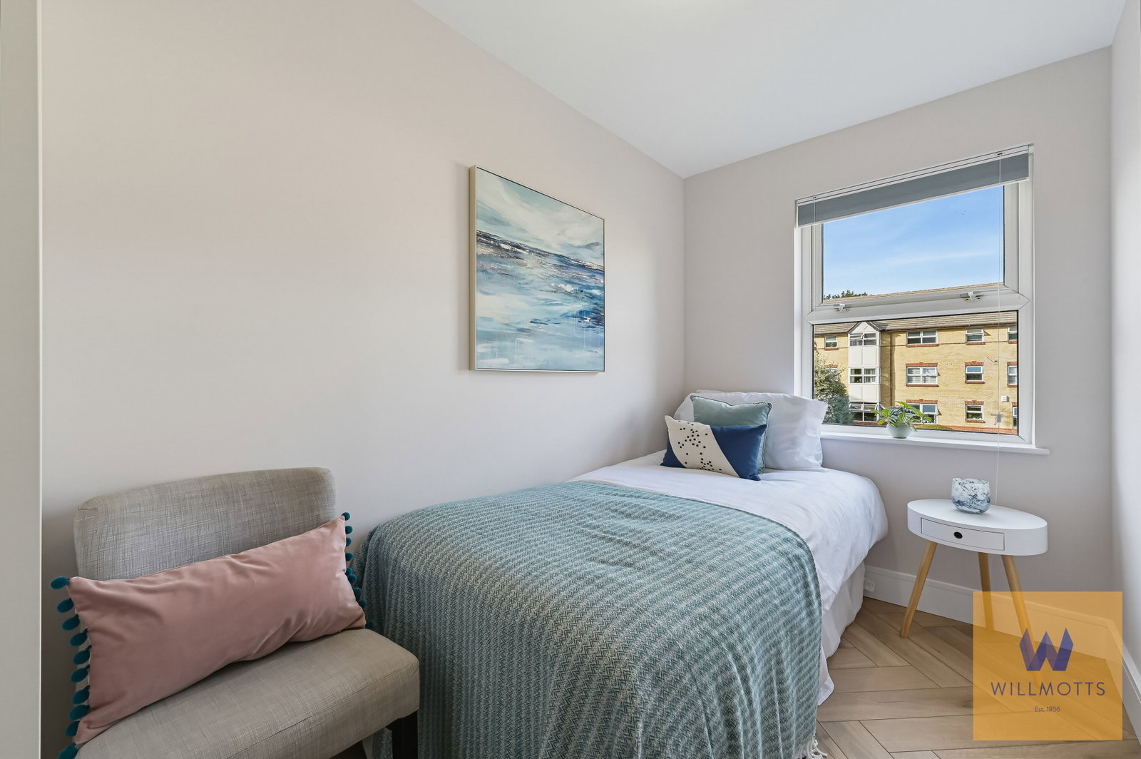Flat for sale in London, Honeydew House, Chiswick, W4 5DF, 544 m²