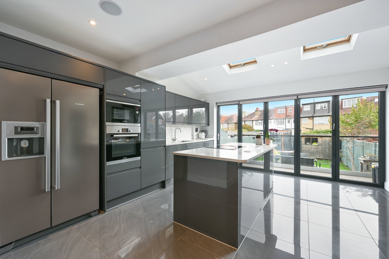 Terraced House for sale in Sutton, Ranfurly Road, Sutton, SM1 3JB, 1031 m²