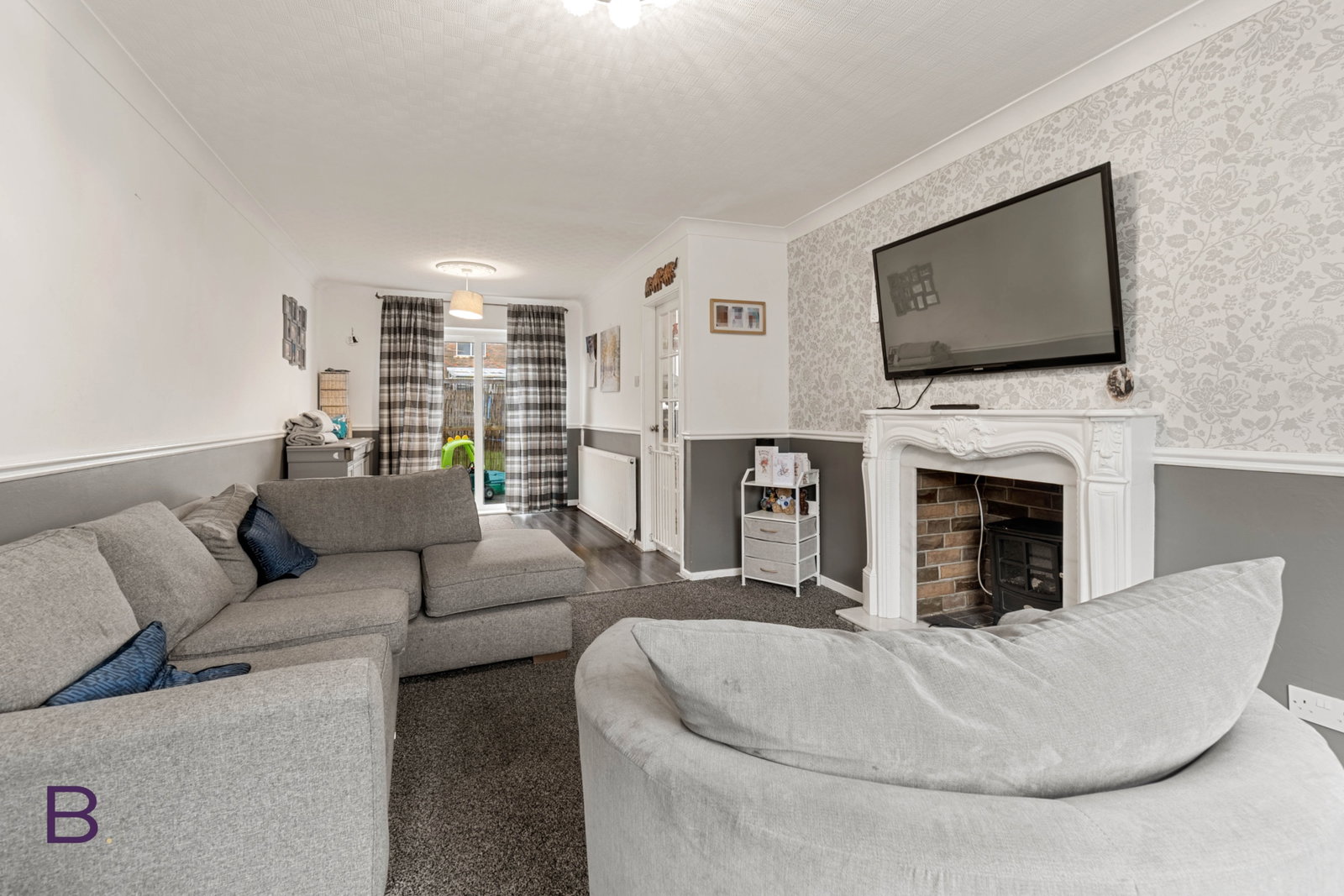 End Of Terrace House for sale in Bradford, Penfield Grove, Clayton, Bradford, BD14 6LJ