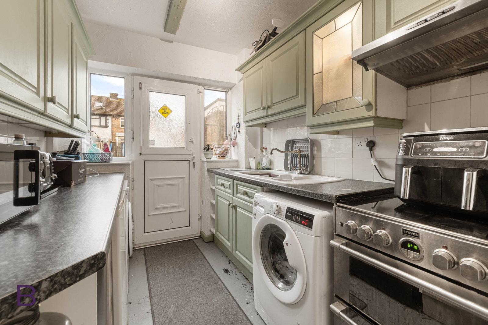 End Of Terrace House for sale in Bradford, Penfield Grove, Clayton, Bradford, BD14 6LJ