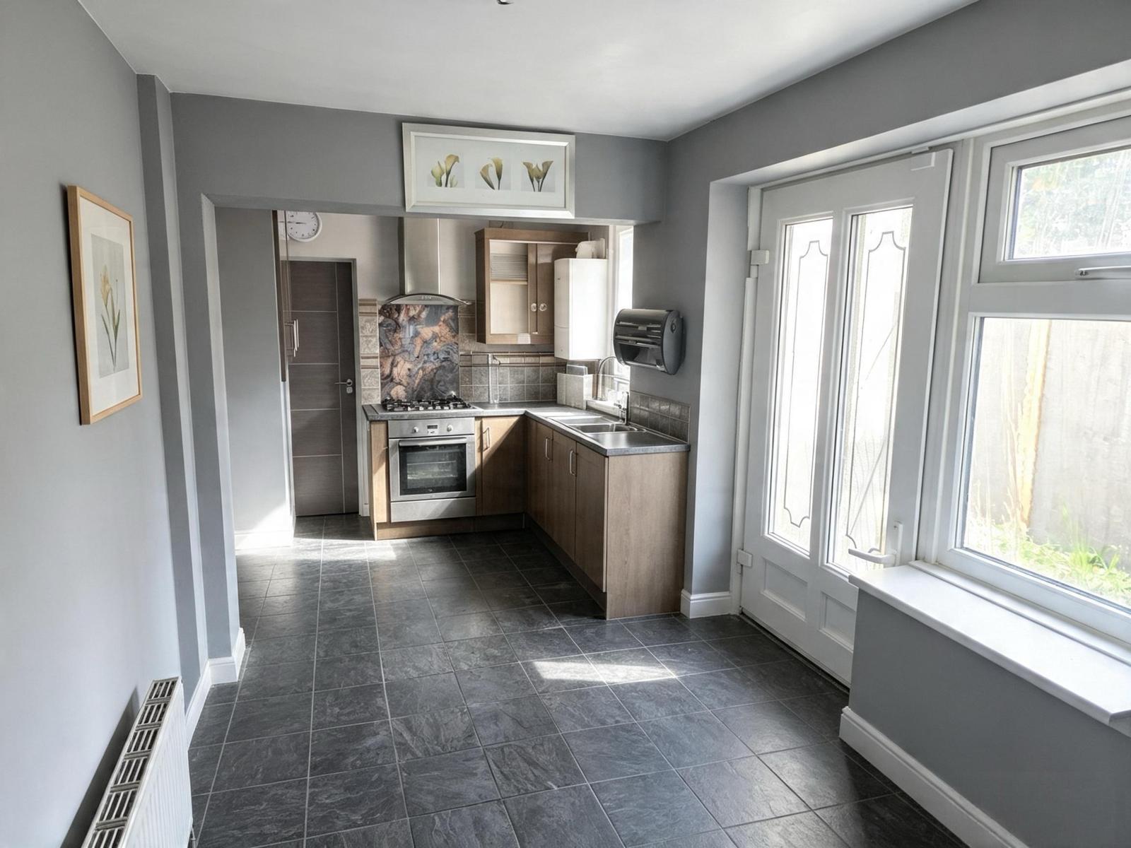 Terraced House for sale in Tipton, Toll End Road, Tipton, DY4 0HD