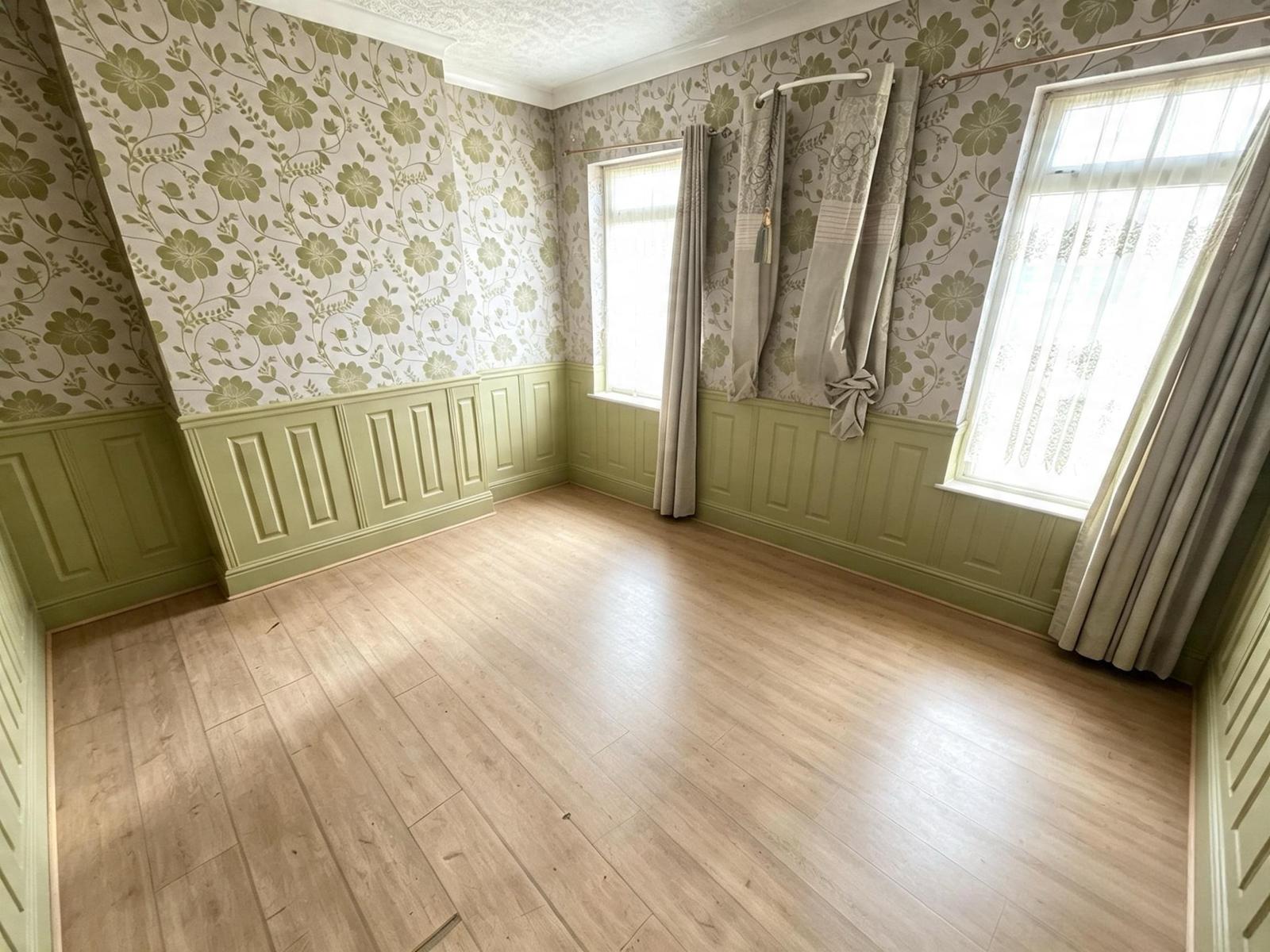Terraced House for sale in Tipton, Toll End Road, Tipton, DY4 0HD