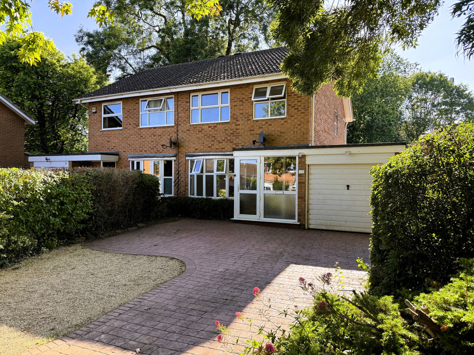 Semi Detached House in Banbury