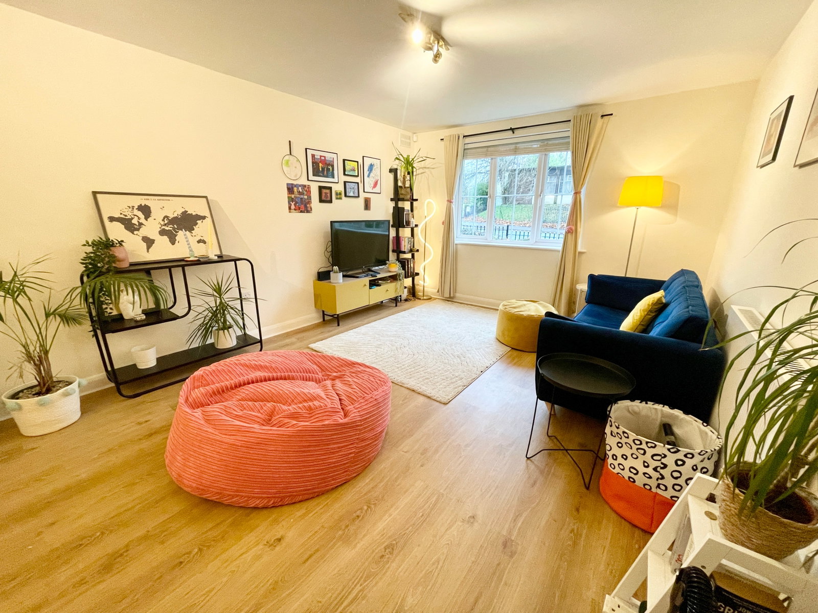 Apartment for rent in Salford, Theatre House, 397 Langworthy Road, Salford, M6, 661 m²