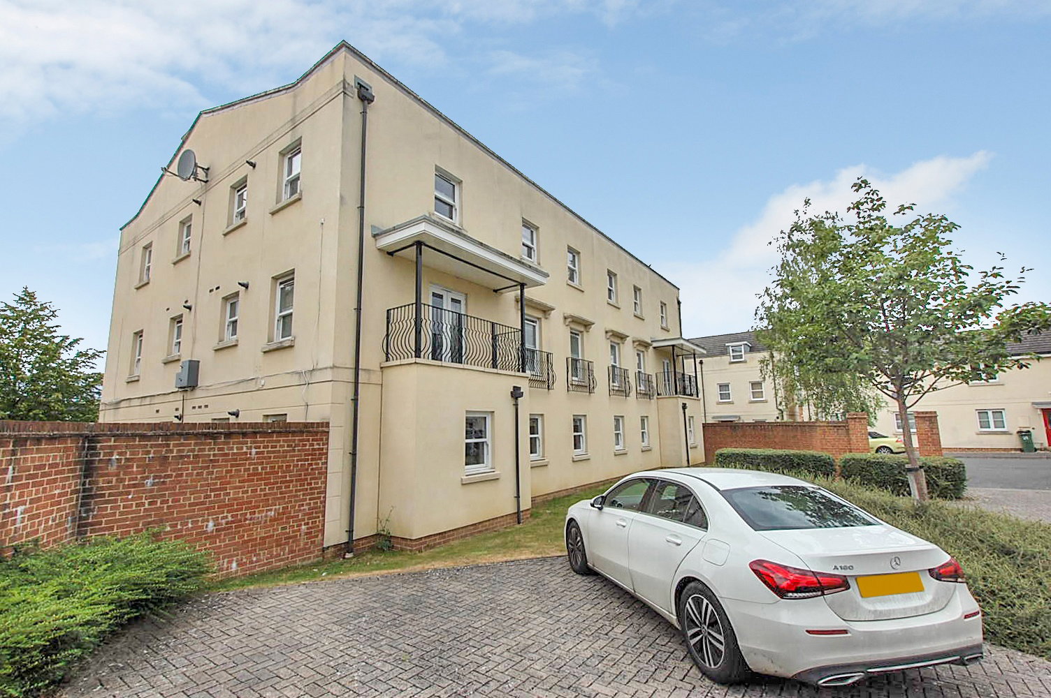 Apartment in Cheltenham