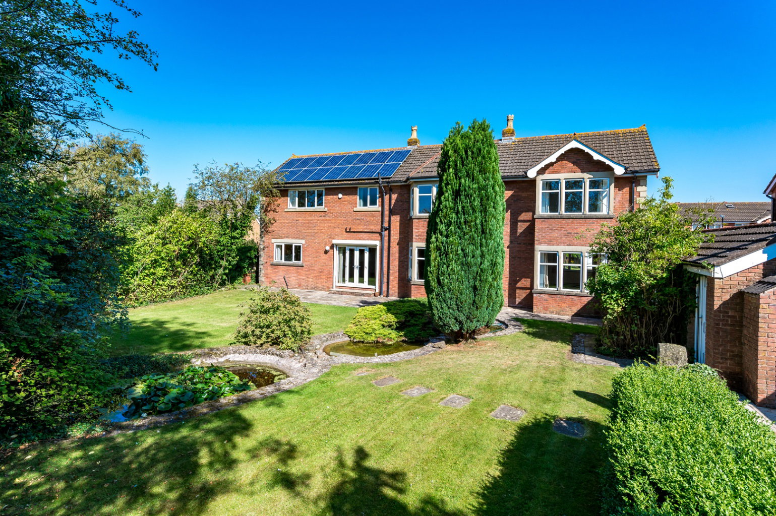 Detached House in Preston