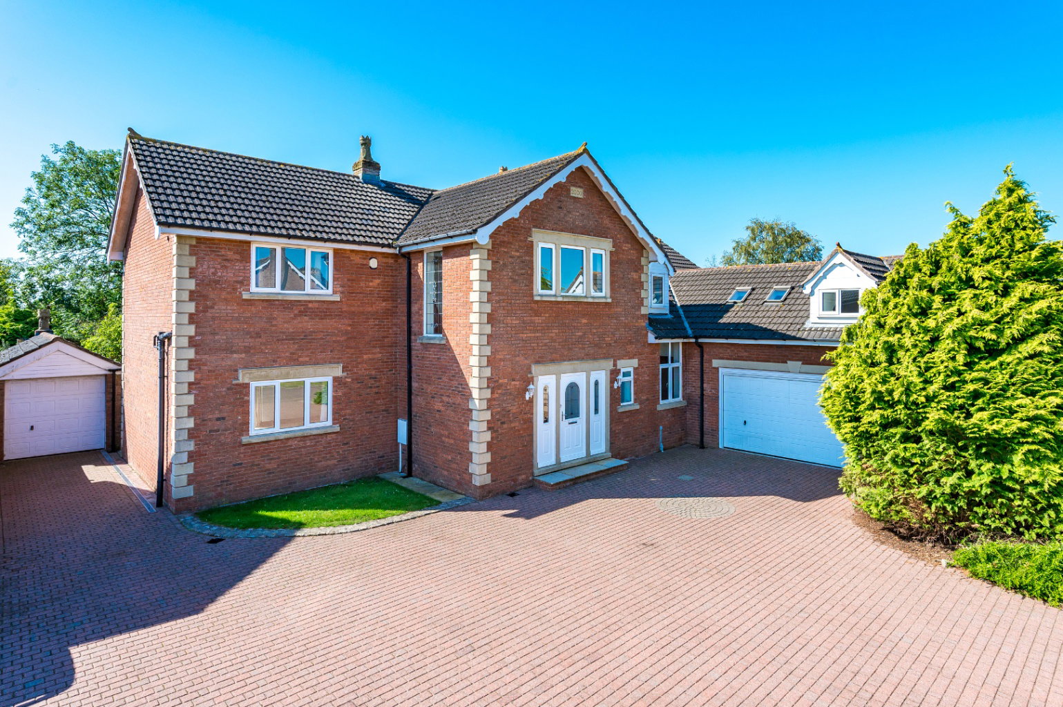 Detached House in Preston
